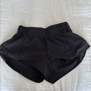 Lululemon Black Hotty Hot 2.5 Shorts